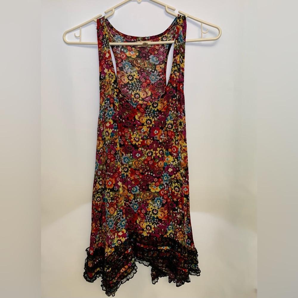 Olsenboye floral top